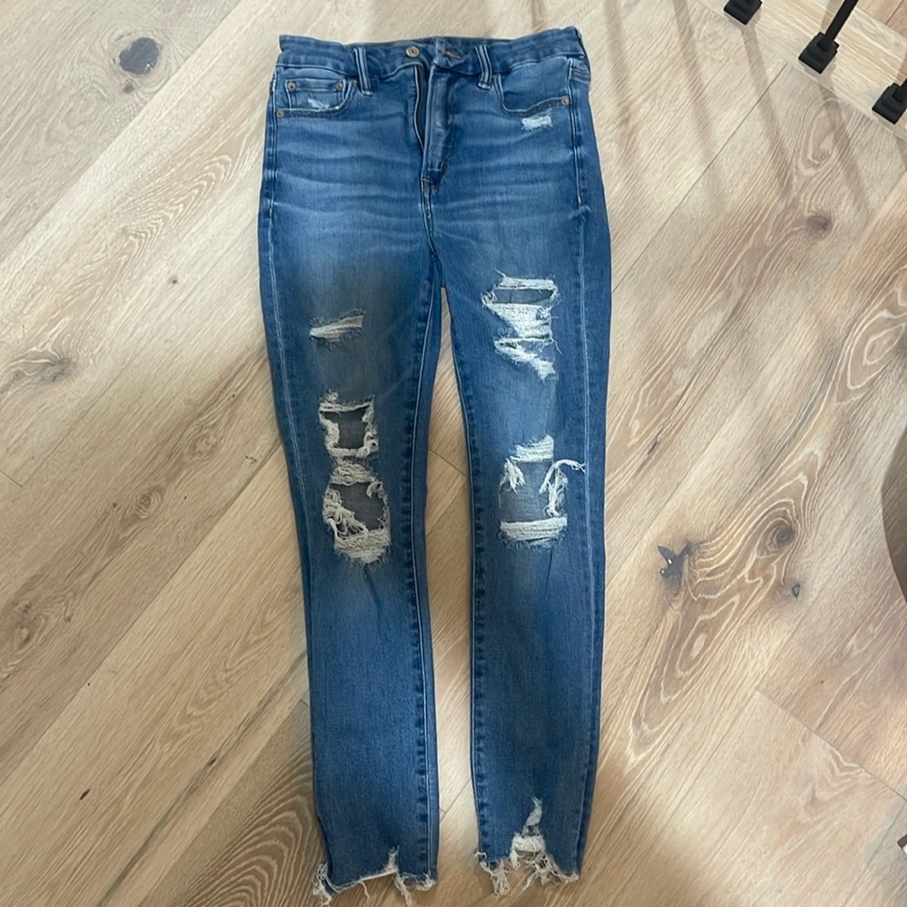 American eagle ripped jeans